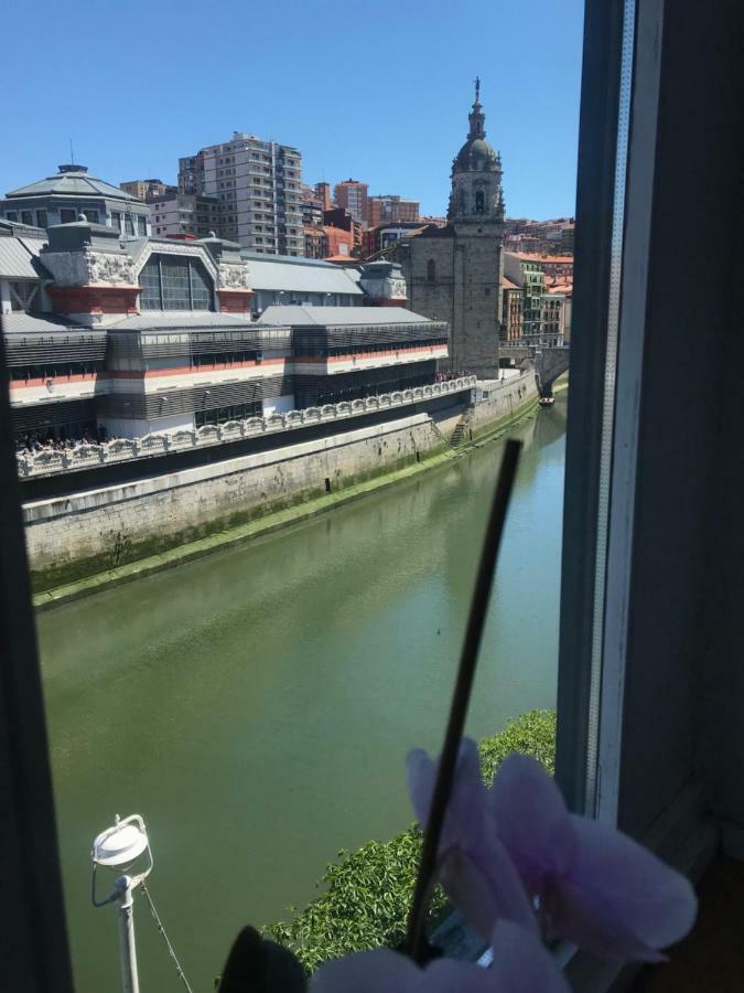 Old Town & River Apartment Bilbao